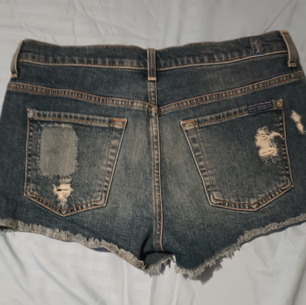 7 for all mankind distressed look cutoff jean short Sz 27